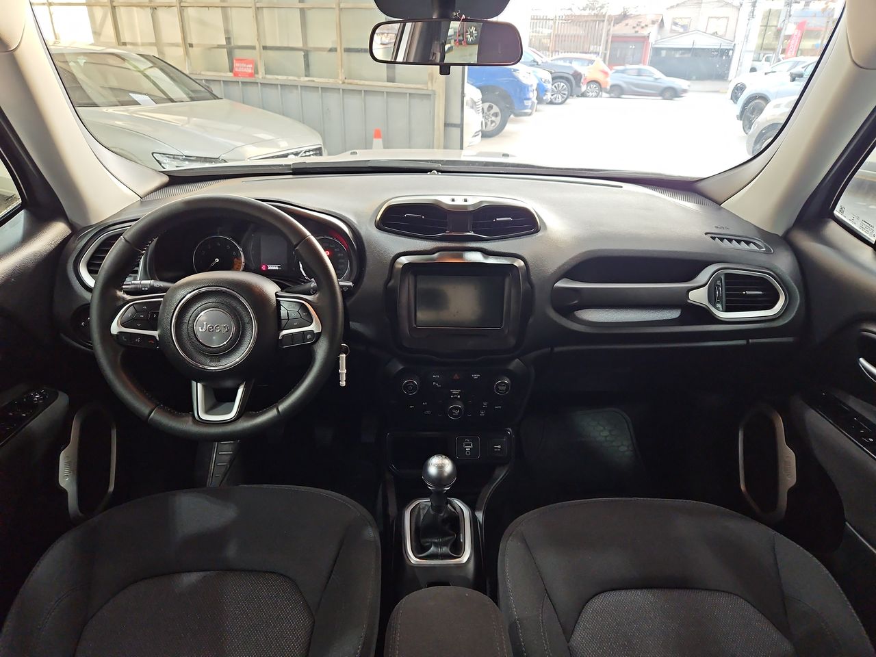 Jeep Renegade Renegade Sport 1.8 2023 Usado en Usados de Primera - Sergio Escobar