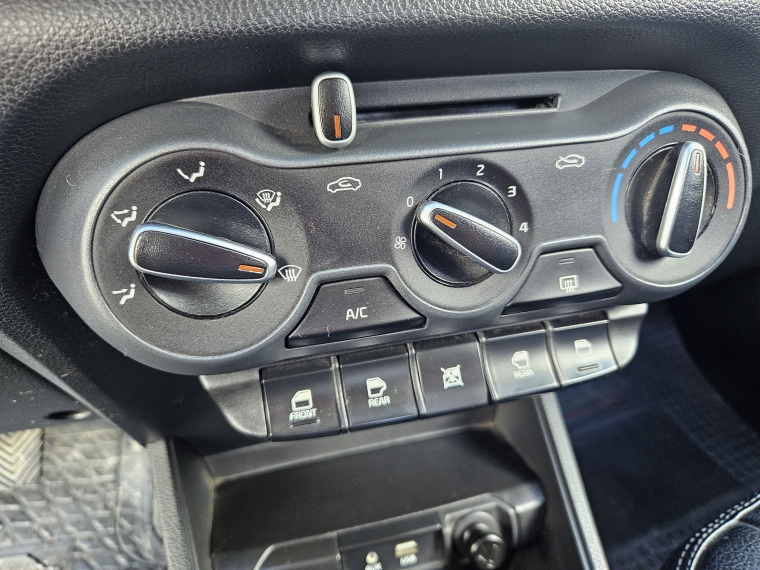 Kia Soluto Soluto 1.4 2022 Usado en Rosselot Usados