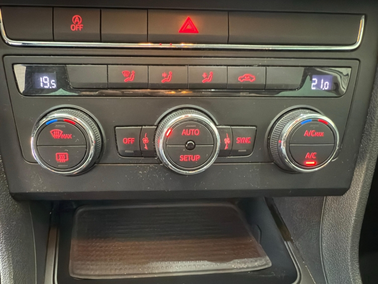 Seat Leon Style 1.4 Turbo 2020 Usado en Automotriz Olea Flaño