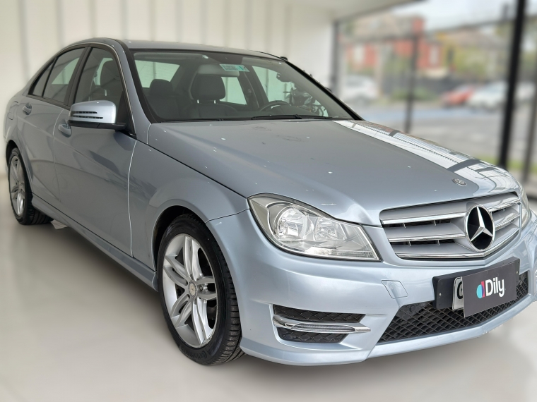 Mercedes benz C 180 Sport Cgi Blue Efficiency 2014 Usado en Automotriz Olea Flaño