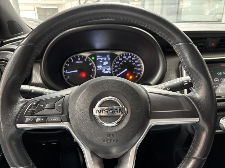 Nissan Kicks Advance 1.6l 6mt 2018  Usado en Grass & Arueste