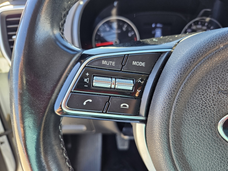 Kia Sportage Sportage Lx 2.0l Gsl 6mt 2wd 4x2 - 1977 2019 Usado en Rosselot Usados