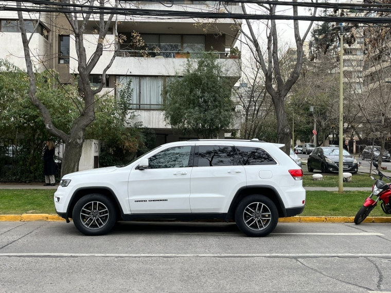 Jeep Grand cherokee Laredo 4x4 2020  Usado en Auto Advice