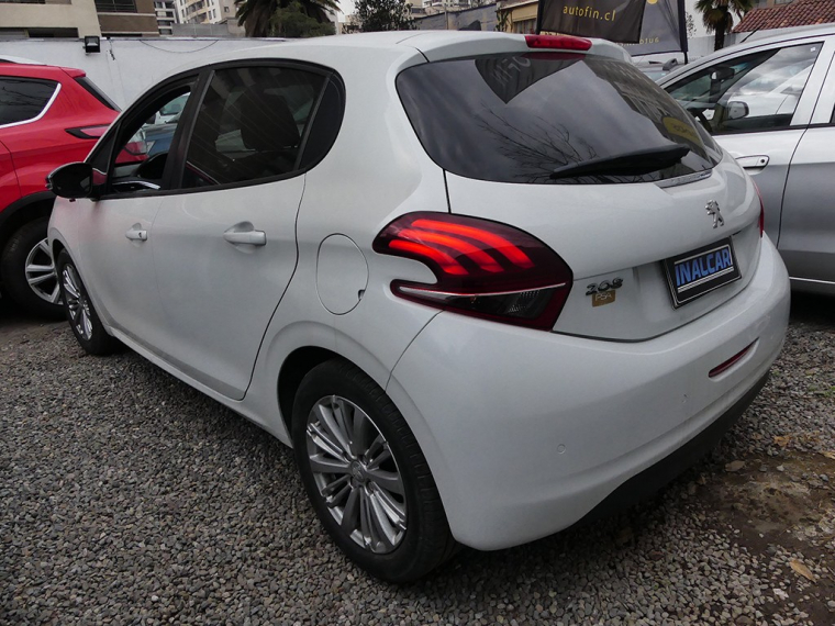 Peugeot 208 Active Signature 2021 Usado  Usado en Webautos.cl