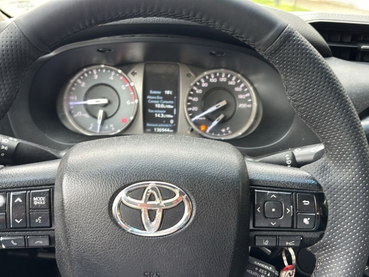 Toyota Hilux Dcab Dx 4X2 2.4Cc — foto 16 de 17