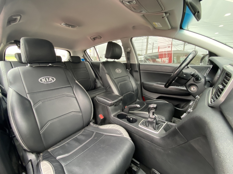 Kia Sportage Sportage Lx 2.0 Dsl 6mt 2wd 4x2 - 1986 2020 Usado en Rosselot Usados