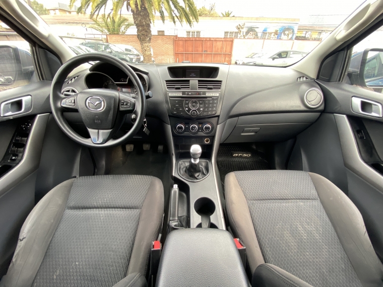 Mazda Bt-50 Dohc Dcab 2.2 2020 Usado  Usado en Kovacs Usados