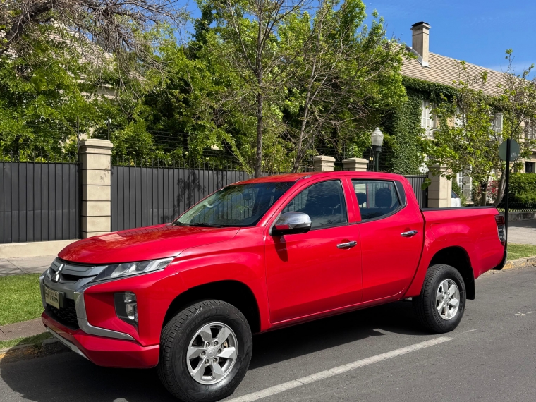 Mitsubishi L200 Katana Crt 4x2 2.4 2022  Usado en GT Autos
