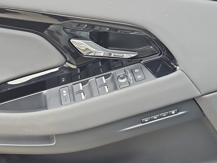 Land rover Range rover Evoque S Mhev 4x4 2.0 Aut 2026 Usado Usado en Webautos.cl Land rover Range rover Evoque S Mhev 4x4 2.0 Aut 2026 Usado Usado en Webautos.cl