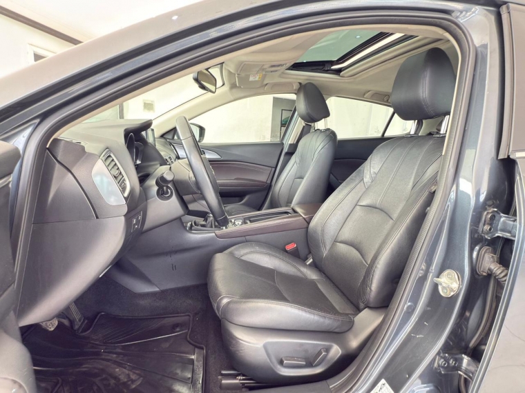 Mazda 3 Sport Gt 2.5 Hb 2018 Usado en Automotriz Olea Flaño