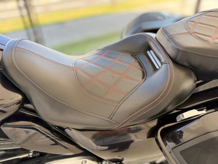 Harley-davidson Flhxse cvo street glide 1923 Cc 2021 Usado en Automotriz Olea Flaño