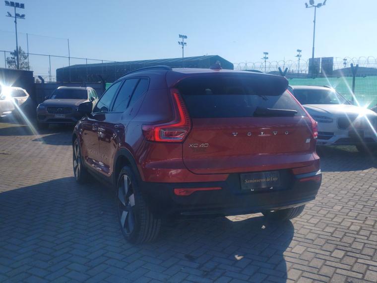 Volvo Xc40 1.5 T5 R-design Hybrid Fwd At 5p 2023 Usado  Usado en Webautos.cl