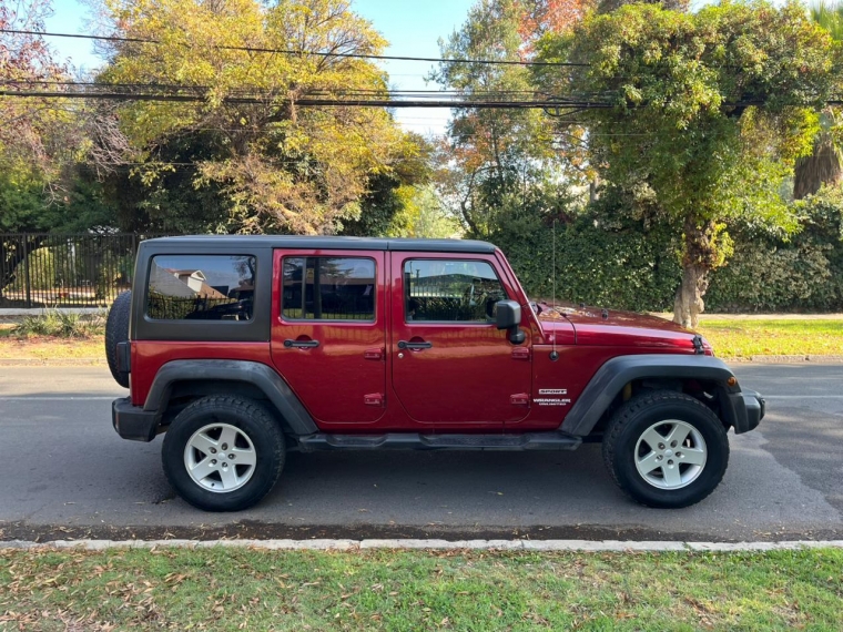 Jeep Wrangler  3.6 Unlimited Sport 4x4 At 5p. 2013 Usado en Autoadvice Autos Usados