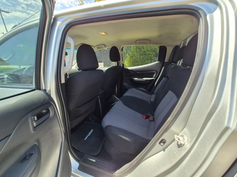 Mitsubishi L200 L200 2.4 Td Katana Cd Cr. 2023 Usado en Autoadvice Autos Usados Mitsubishi L200 L200 2.4 Td Katana Cd Cr. 2023 Usado en Autoadvice Autos Usados