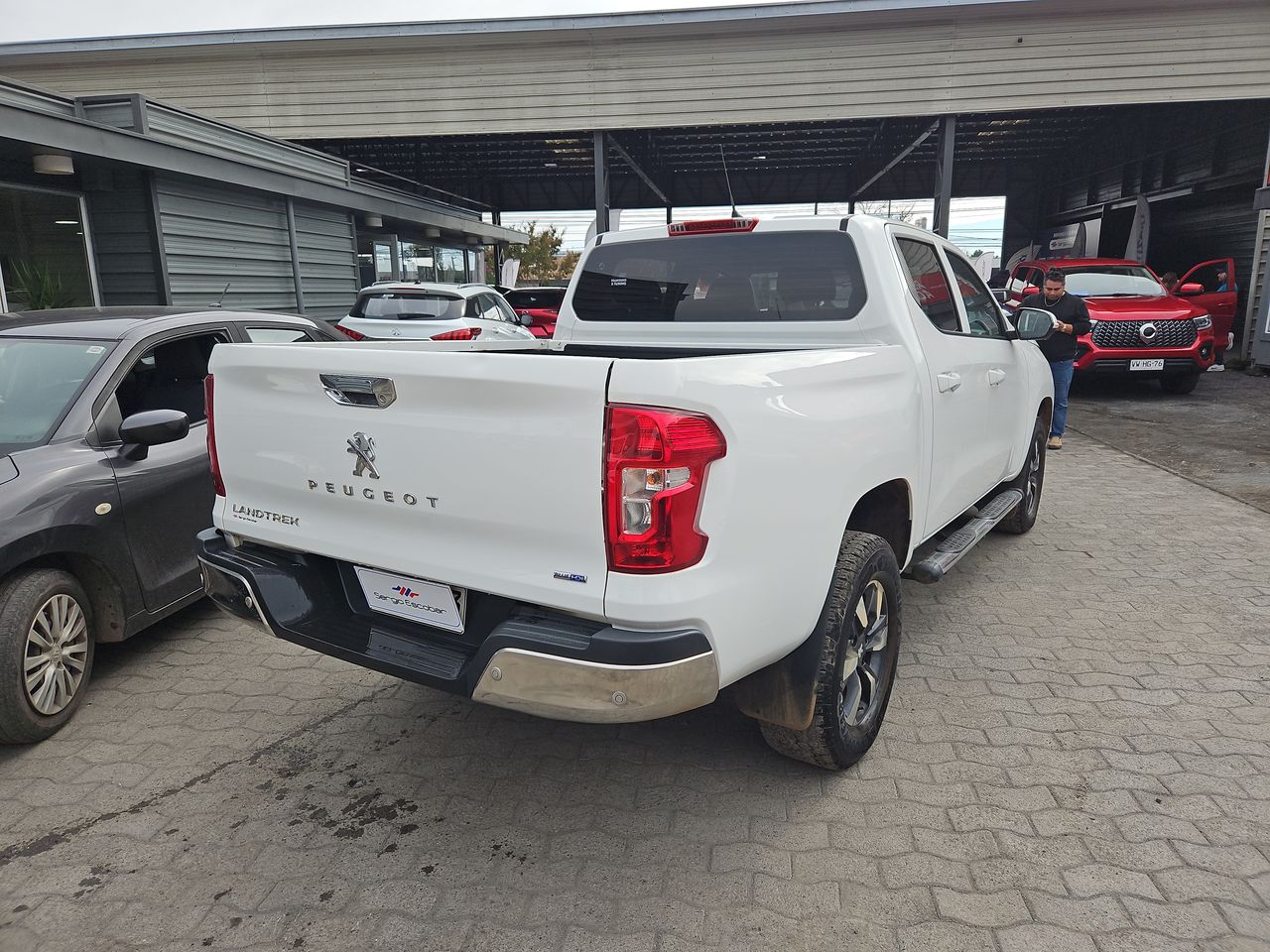 Peugeot Landtrek Landtrek Bluehdi 4x4 2.2 Aut 2023 Usado  Usado en Webautos.cl