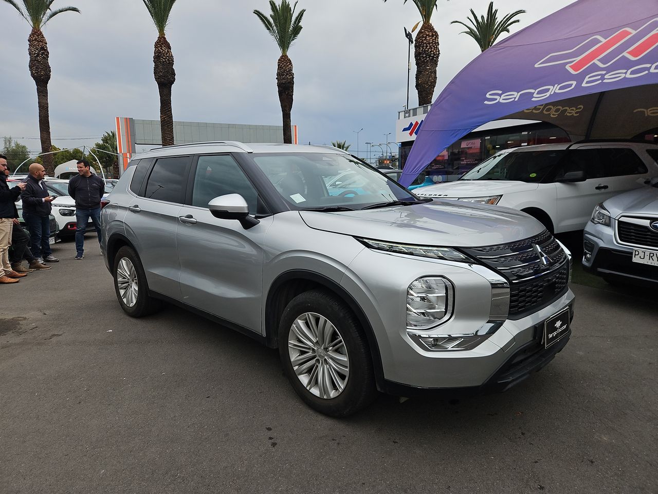 Mitsubishi Outlander Outlander Gl 2.5 Aut 2024 Usado Usado en Webautos.cl Mitsubishi Outlander Outlander Gl 2.5 Aut 2024 Usado Usado en Webautos.cl