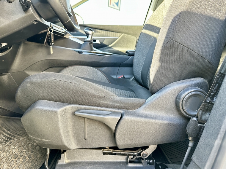 Peugeot 3008 3008 Active 1.2 2021 Usado en Rosselot Usados