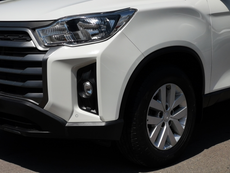 Ssangyong Grand musso Musso Grand 2.2 2024 Usado en Rosselot Usados