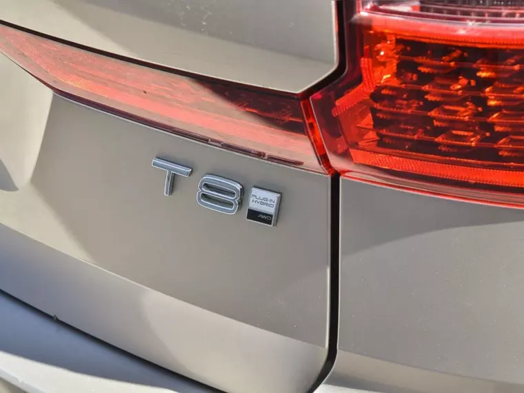 Volvo Xc60 T8 Awd Recharge Ultimate Dark 2025 Usado Usado en Webautos.cl Volvo Xc60 T8 Awd Recharge Ultimate Dark 2025 Usado Usado en Webautos.cl