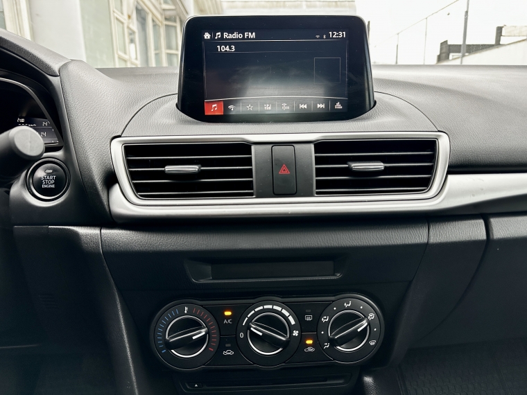 Mazda 3 New 3 2.0 Aut 2018 Usado Usado en Kovacs Usados Mazda 3 New 3 2.0 Aut 2018 Usado Usado en Kovacs Usados
