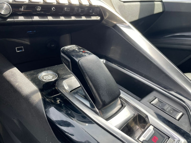 Peugeot 3008 Gt Hybrid 136hp At 4x4 2024 Usado  Usado en Webautos.cl