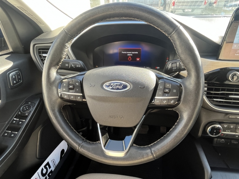 Ford Escape 2.5 Titanium Hev At 4x4 Hibrido 2023 Usado  Usado en Kovacs Usados
