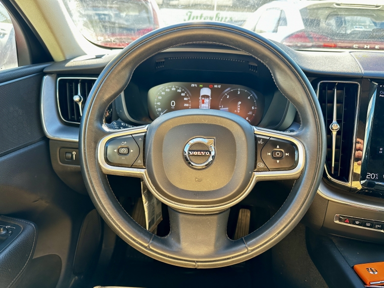 Volvo Xc60 Xc60 4x4 2.0 Aut 2021 Usado en Rosselot Usados