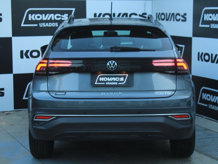 Volkswagen Nivus 1.0   Tsi   Comfortline  At 2023 Usado  Usado en Kovacs Usados