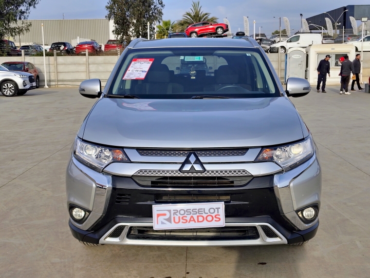 Mitsubishi Outlander Outlander 2.0 2021 Usado en Rosselot Usados