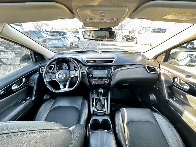Nissan Qashqai — foto 19 de 19