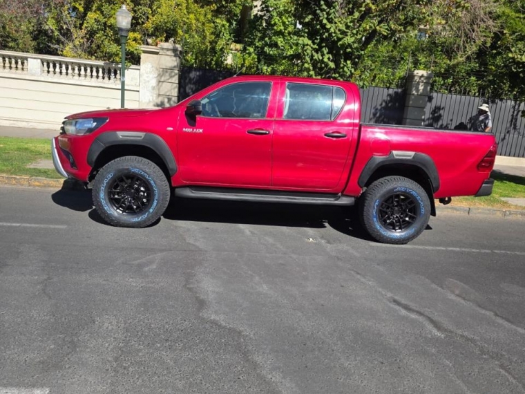 Toyota Hilux Dx 4x4 2.4 2022  Usado en Autos