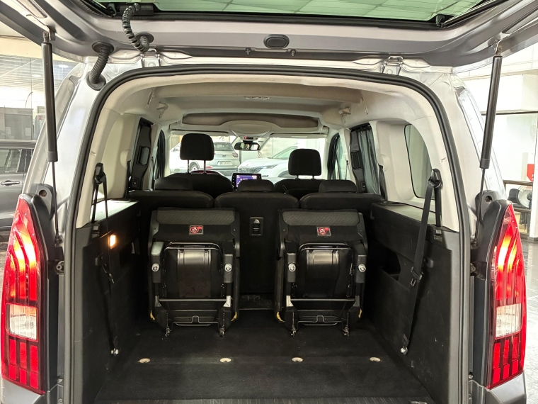 Peugeot Rifter Allure Bluehdi 1.5l Aut 2022  Usado en Grass & Arueste