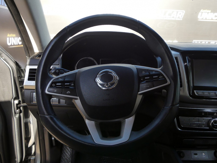 Ssangyong Rexton 2.2 Mt 4x2 2019 Usado  Usado en Webautos.cl