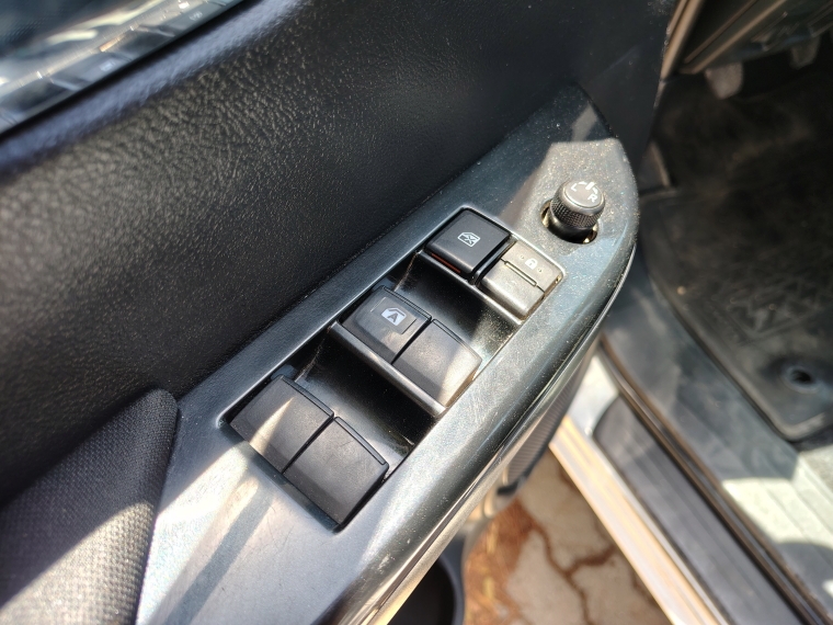 Toyota Hilux 2.4 Sr 7 Ab Mt 4x2 Diesel 2022 Usado  Usado en Kovacs Usados