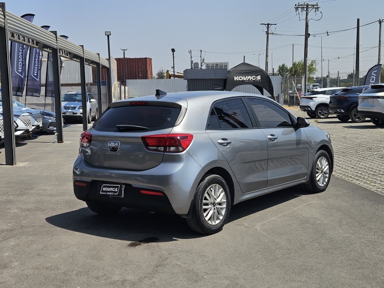 Kia Rio 5 Ex Full Mt 1.4  4x2 2022 Usado  Usado en Kovacs Usados