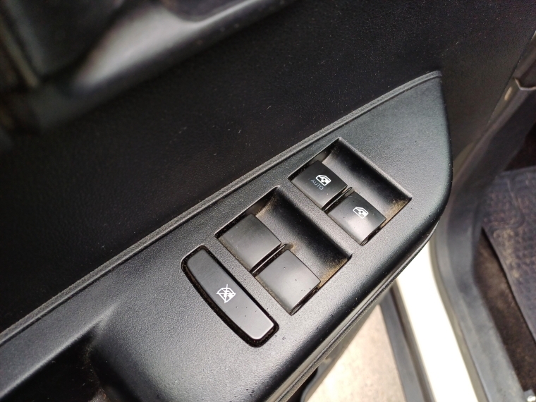 Mahindra Kuv100 Kuv 100 Hatch Back 1.2 2020 Usado en Rosselot Usados