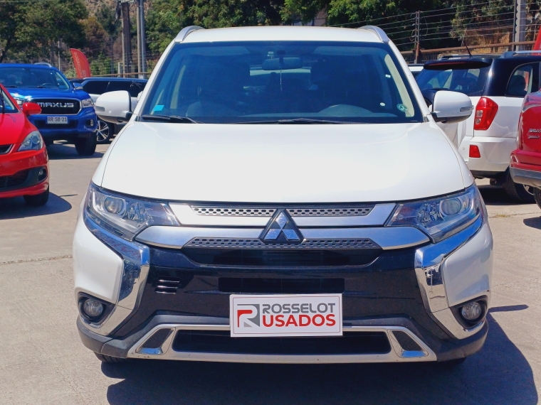 Mitsubishi Outlander Outlander 4x2 At 2.0 Camara 2022 Usado en Rosselot Usados