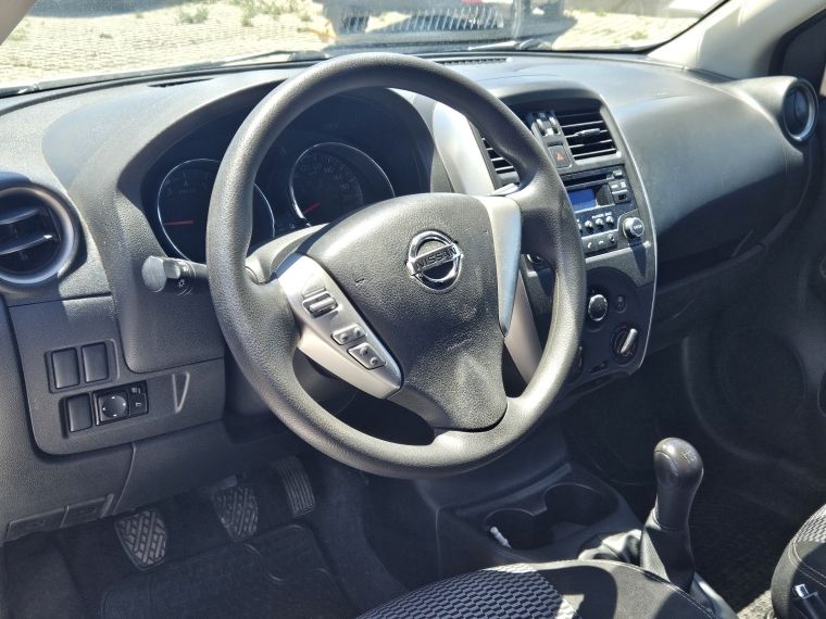 Nissan Versa Sense Mt 1.6 2017 Usado  Usado en Kovacs Usados