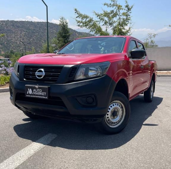 Nissan Np300 Dcab 2.3 Mt 2018  Usado en Automarket Chile