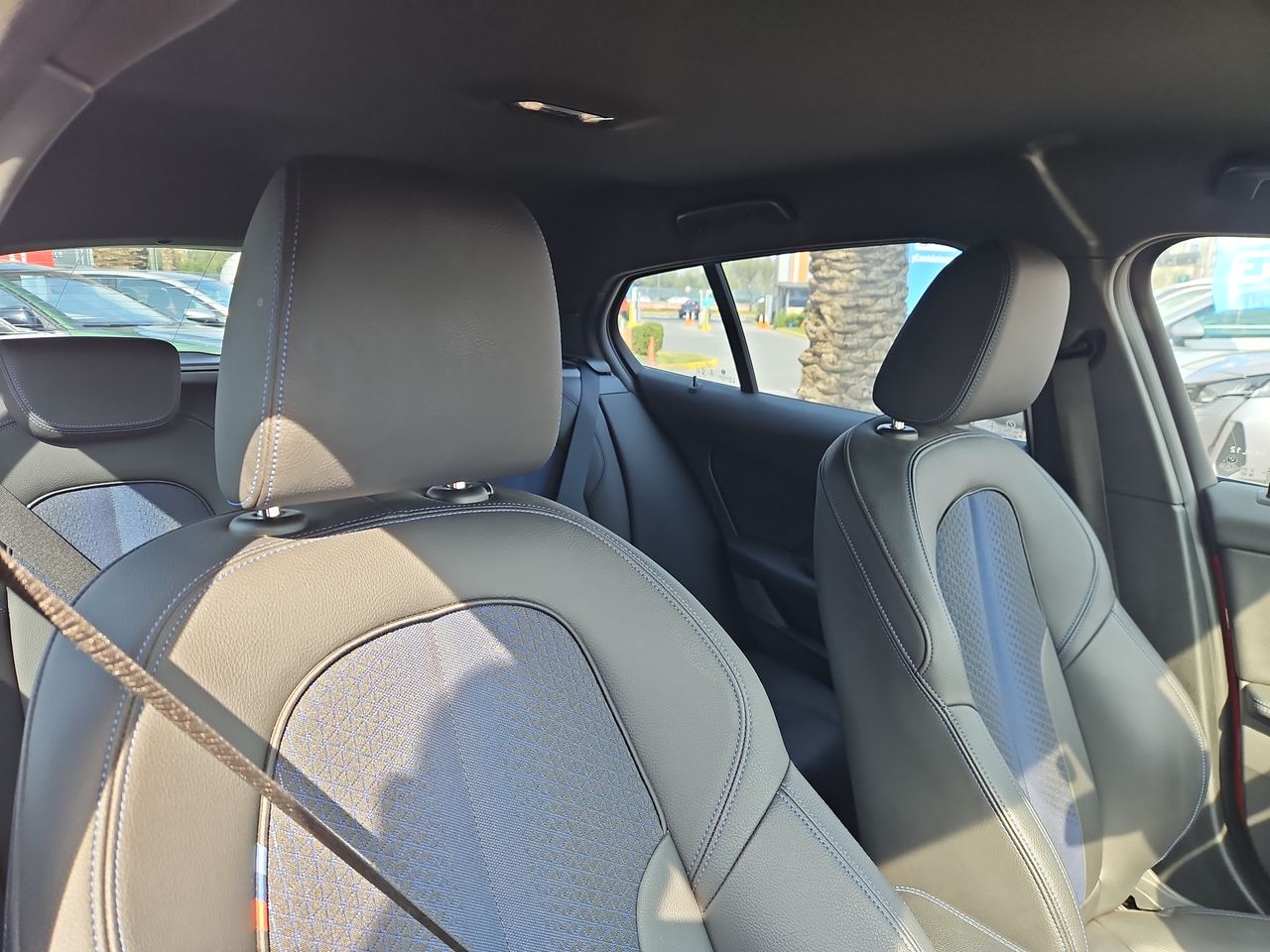 Bmw 118i 118i Hatchback 1.5 Aut 2023 Usado en Usados de Primera - Sergio Escobar