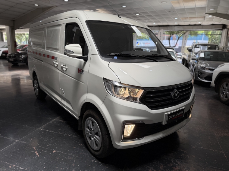 Kyc V5 cargo van 1.5l 5mt Ac 2026  Usado en Grass & Arueste