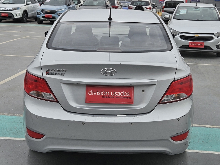 Hyundai Accent Accent Rb 1.4 2015 Usado en Rosselot Usados