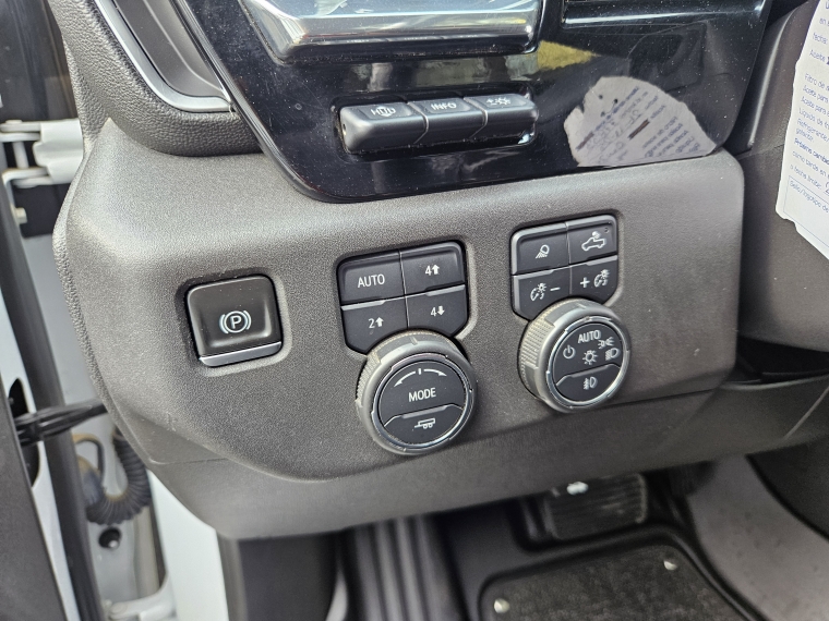 Chevrolet Silverado 3.0 Td High Country At 4x4 Diesel 2023 Usado  Usado en Kovacs Usados