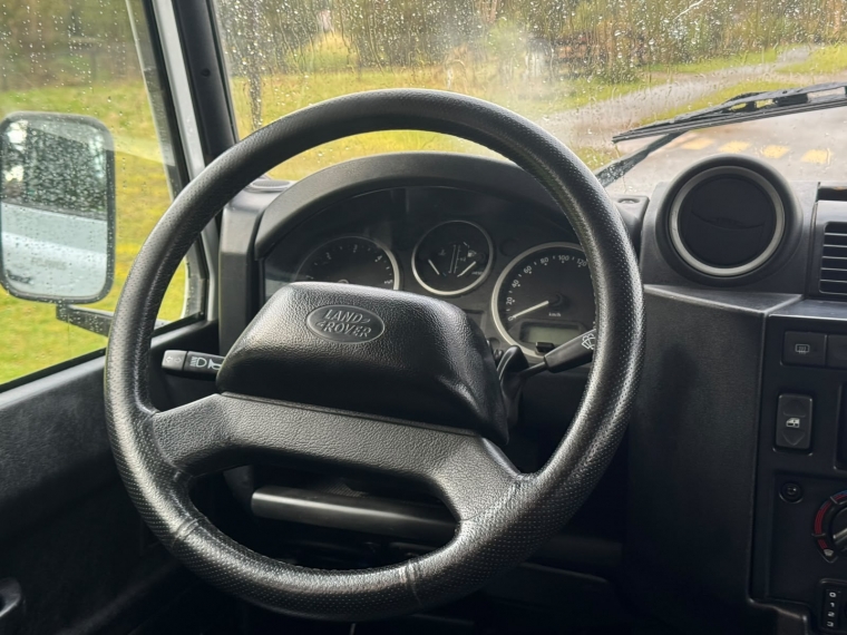 Land rover Defender Puma 110 2012 Usado en G Autos Automotriz - G Autos