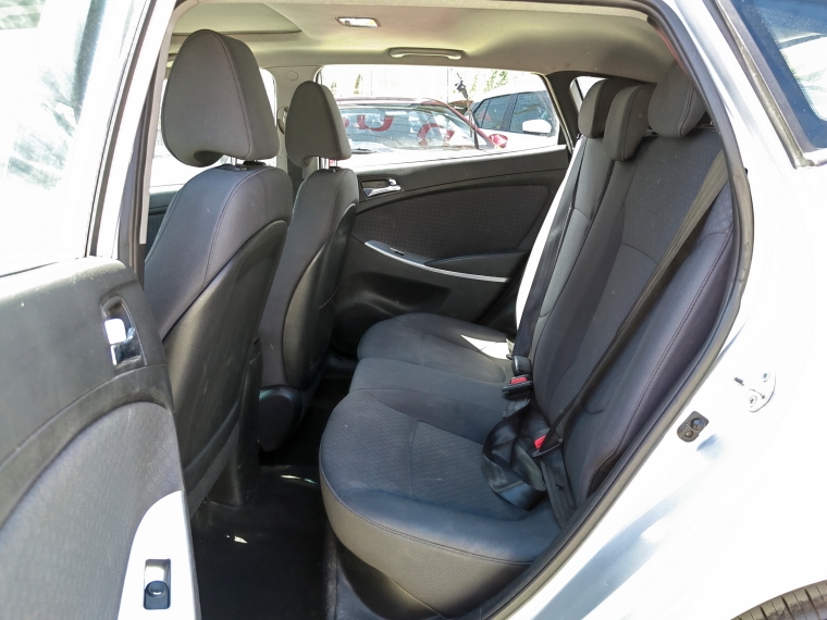 Hyundai Accent Accent Rb Hb Gls Full 1.6 Aut 2014 Usado en Rosselot Usados