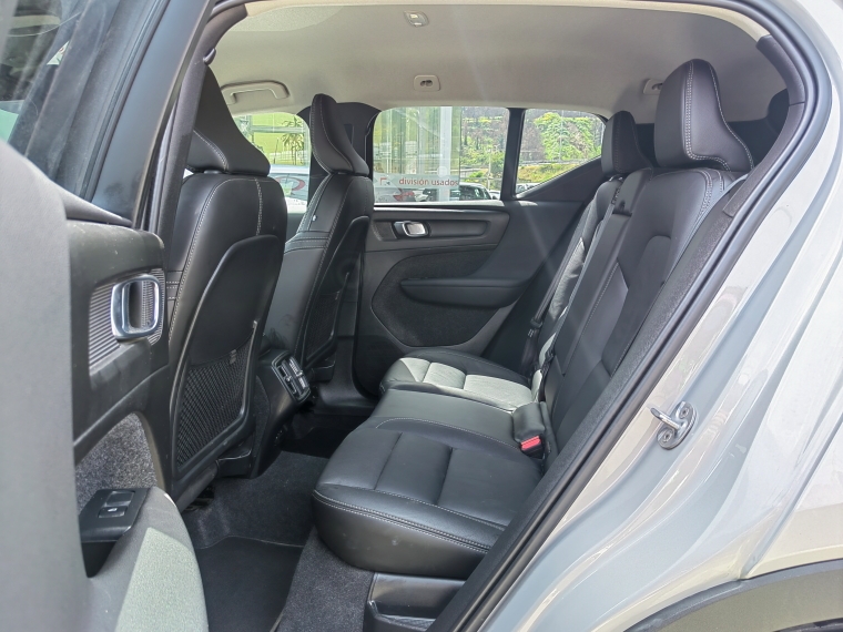 Volvo Xc40 Xc40 B4 Plus 2.0 Euro 6b 2024 Usado en Rosselot Usados