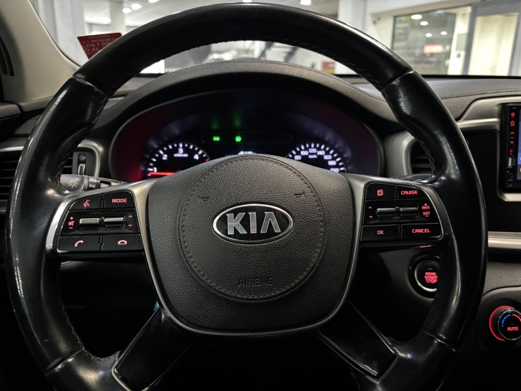 Kia Sorento Ex 2.2l Dsl 6mt 2wd 2020  Usado en Grass & Arueste