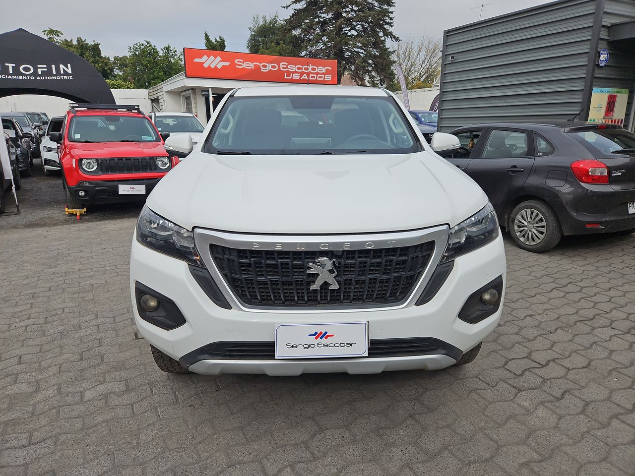 Peugeot Landtrek Landtrek Bluehdi 4x4 2.2 Aut 2023 Usado  Usado en Webautos.cl