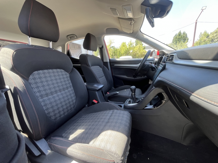 Mg Zx 1.5 Mt Com 2022 Usado  Usado en Kovacs Usados