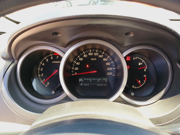 Suzuki Grand nomade Gran Nomade Sport 2.4 Aut 2015 Usado en Rosselot Usados